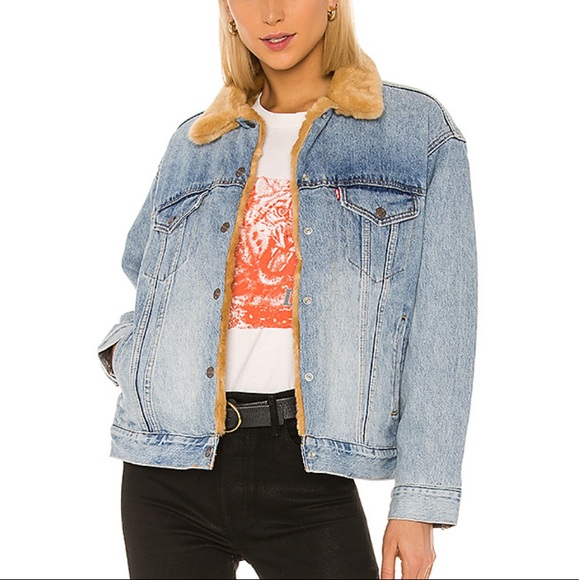 Levi’s Oversized Faux Fur Lined Denim Jacket - Picture 2 of 7